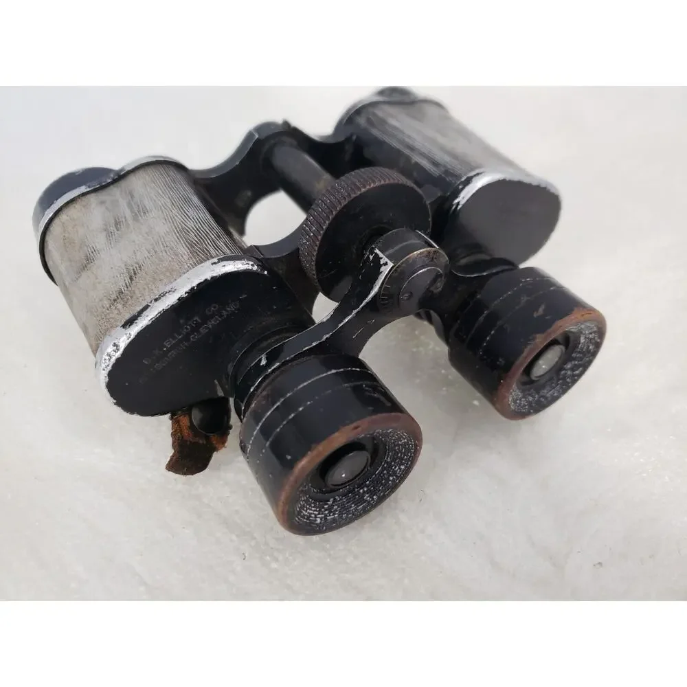 BINOCULARS B.K. ELLIOTT PITTSBURGH-CLEVELAND 8X26 